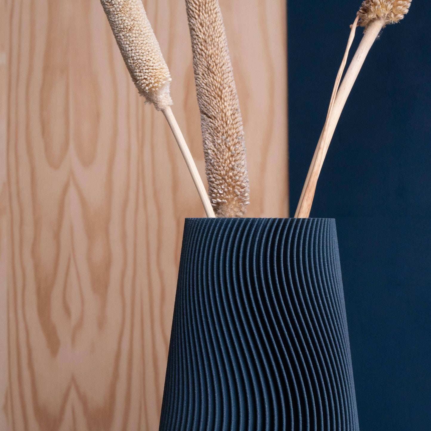 Wave Vase - Designvaas in houtcomposiet - Lignaire